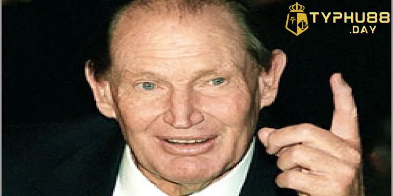 Những Thần Bài Nổi Tiếng Thế Giới Với Thành Tựu Ấn Tượng 3 Kerry Packer là một trong những thần bài nổi tiếng thế giới